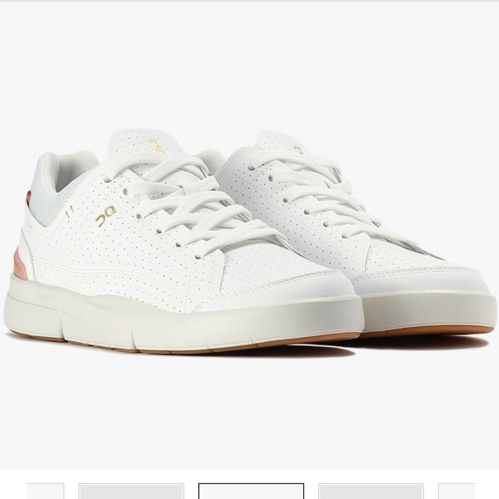 THE ROGER Centre Court White | Woodrose